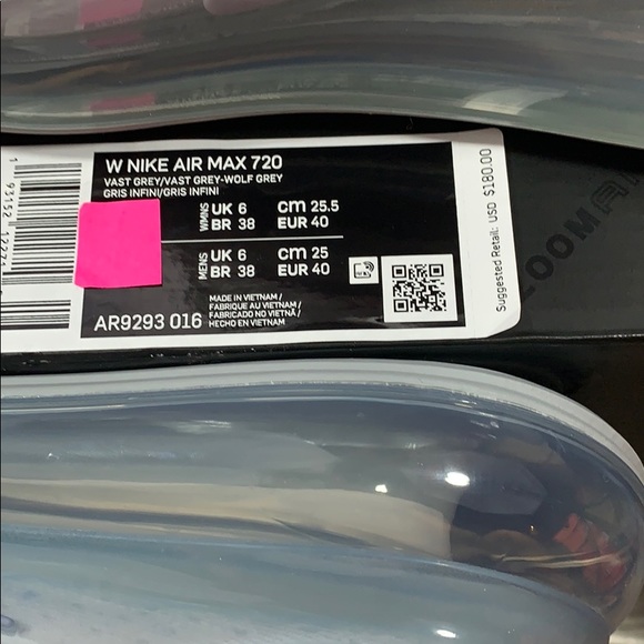 WMNS NIKE AIR MAX 720 Vast Grey/Wolf Grey - Picture 16 of 16
